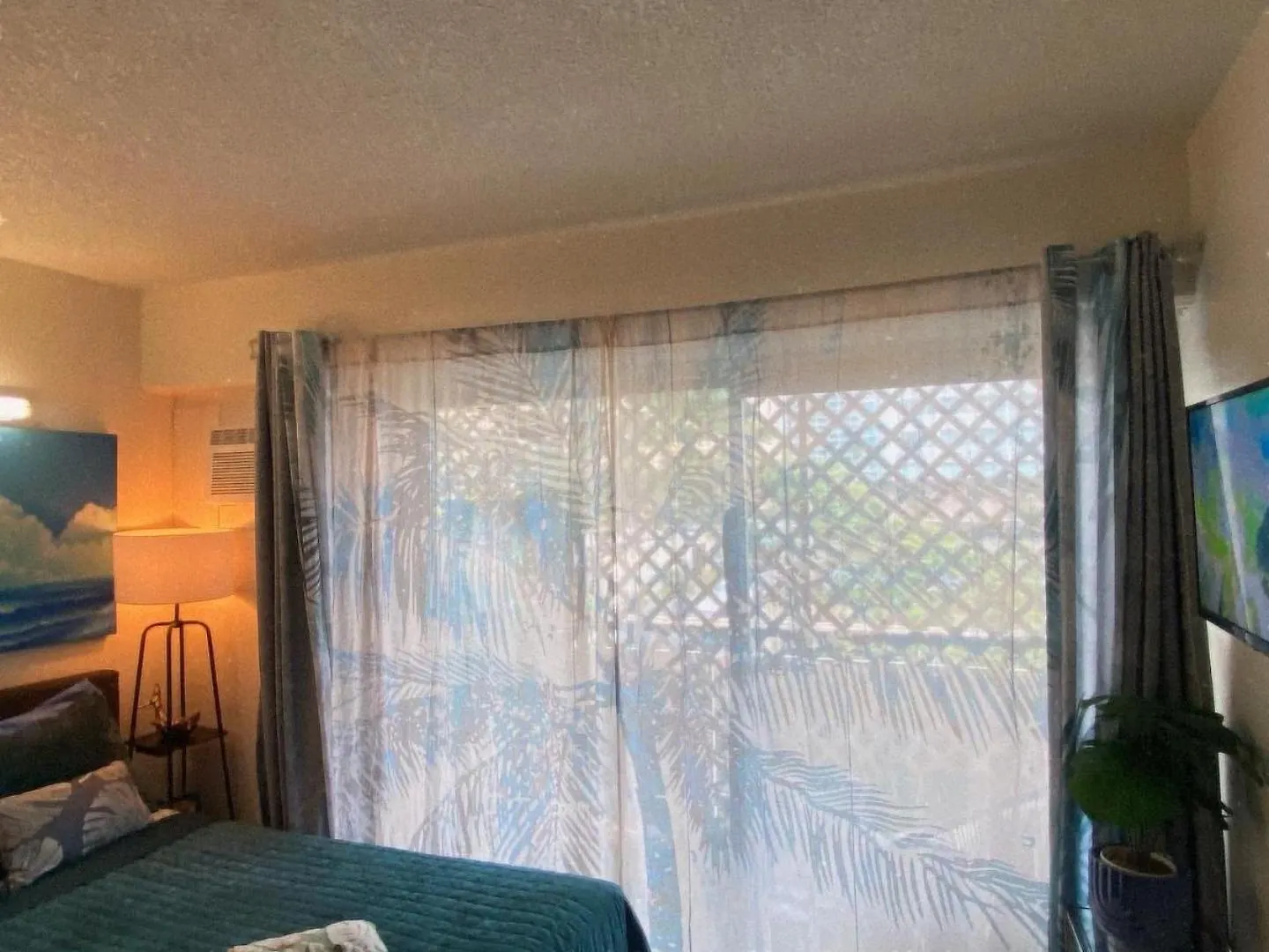 Stylish Studio Near Kuhio Beach 호놀룰루