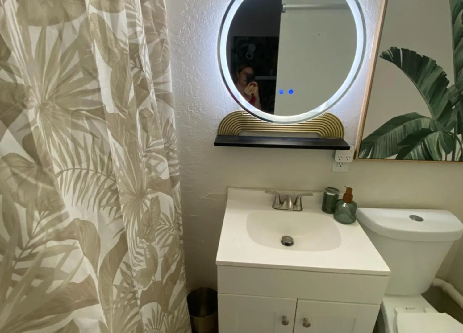 Stylish Studio Near Kuhio Beach 호놀룰루 0*,  미국