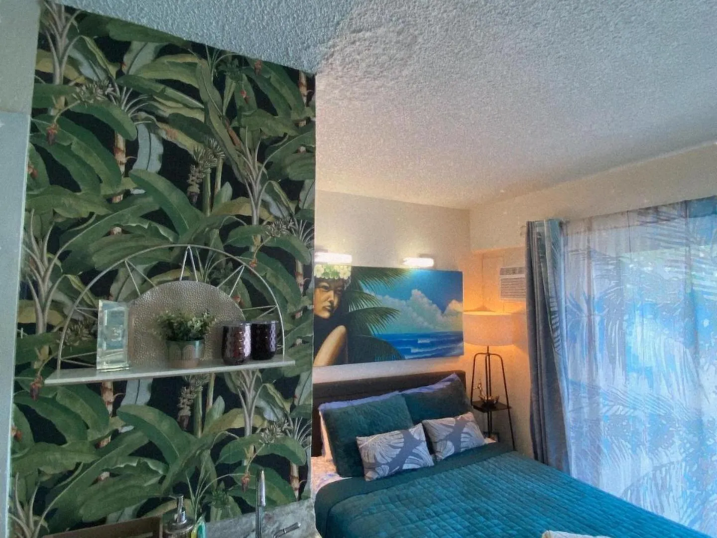 Stylish Studio Near Kuhio Beach 호놀룰루 아파트
